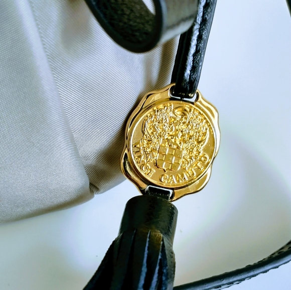 VINCE CAMUTO Crossbody Bag - Picture 3 of 12
